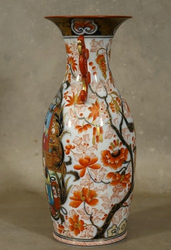 Vase aux dragons en porcelaine de Bayeux - Céramiques, Porcelaines Style Restauration - Charles X