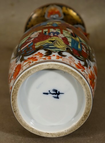 Restauration - Charles X - Vase aux dragons en porcelaine de Bayeux