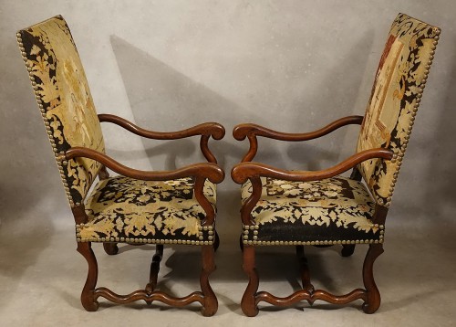 Louis XIII - Paire de fauteuils Louis XIII "os de mouton"