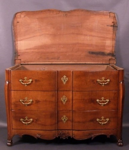 Mobilier Commode - Commode malouine en bois ondé - XVIIIe siècle