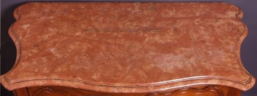 Mobilier Commode - Commode Louis XV en sauteuse