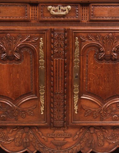 Mobilier Buffet - Buffet normand en chêne sculpté - Vire