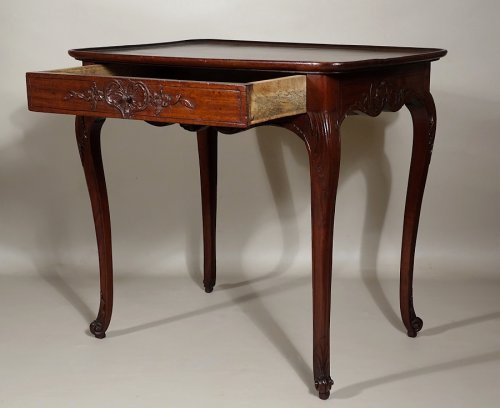 Table cabaret en acajou, Bordeaux XVIIIe siècle - Antiquités Philippe Glédel