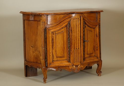 Collections Meuble de Maîtrise - Buffet de maîtrise en cerisier - Bourgogne ou Val de Loire - XVIIIe siècle