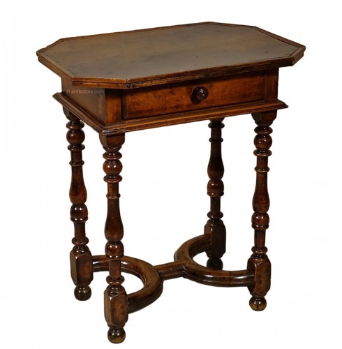 Petite table de cabaret Louis XIII - Bourgogne XVIIe