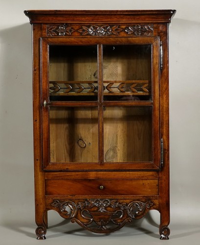 Louis XV - Verriau nîmois en noyer