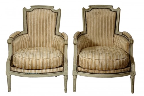 Pair of large bergères armchairs - Paris Louis XVI period