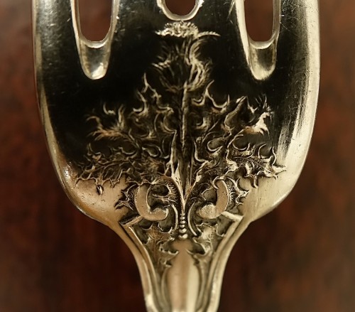 Art nouveau - Petite ménagère aux chardons en argent (37 pièces) - Époque Art nouveau