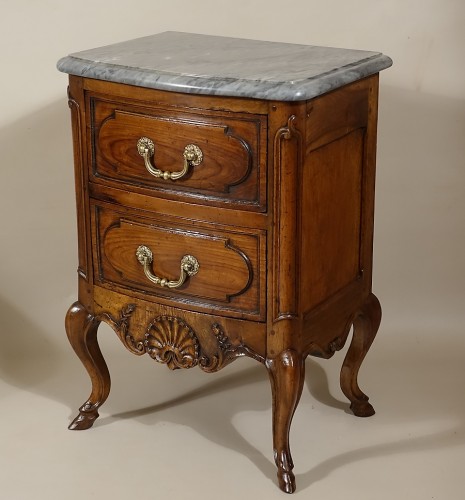 Mobilier Commode - Petite commode d'entre-deux provençale en noyer 18e