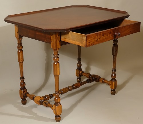 Cabaret table Rochelaise in guaiac and speckled mahogany - 