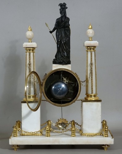 Louis XVI - Pendule portique Louis XVI de Cronier