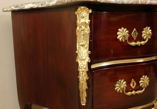 Commode Régence en amarante estampillée FL pour François Lieutaud - Régence
