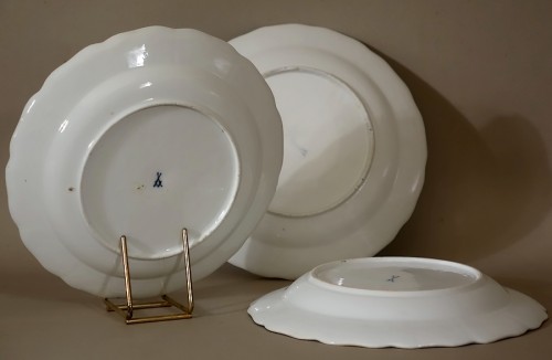 Céramiques, Porcelaines  - Trois assiettes en porcelaine de Meissen XVIIIe