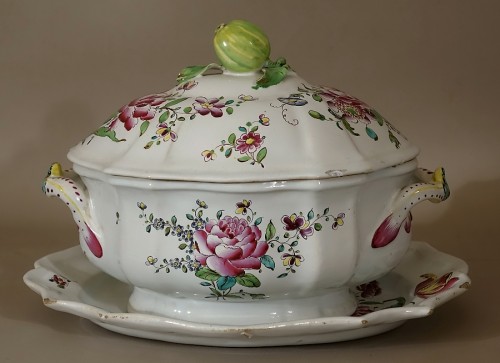 Porcelain & Faience  - A mid 18th century Faience Terrine of Sceaux