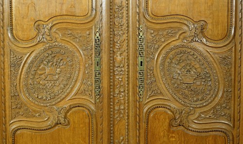 Armoire de mariage "aux chevaux marins" Commande d'armateur - Fécamp - 