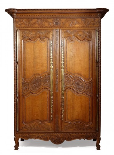 Armoire de mariage aux instruments aratoires - Vire - Normandie début XIXe