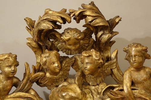 Miroir italien aux putti - Travail Baroque vénitien du XVIIe - Antiquités Philippe Glédel
