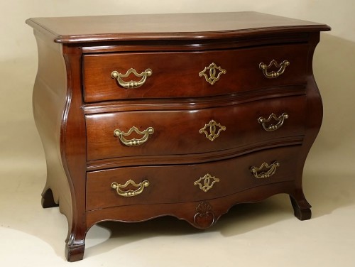 Commode en acajou massif - Saint-Malo XVIIIe siècle - Mobilier Style Louis XV