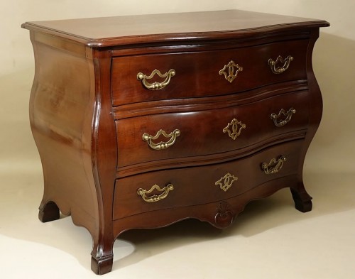 Mobilier Commode - Commode en acajou massif - Saint-Malo XVIIIe siècle