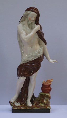 L'hiver - Statuette en faïence de Saint-Clément XVIIIe - Céramiques, Porcelaines Style 