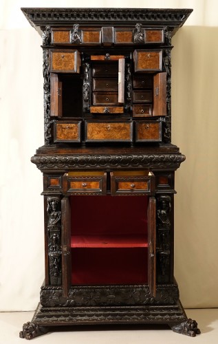 Cabinet dit stipo "a bambocci" et sa crédenzina, Gênes fin du XVIe siècle - Mobilier Style Renaissance
