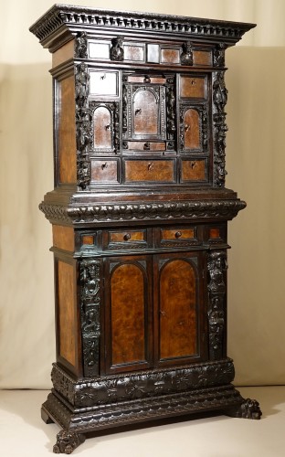 Mobilier Cabinet & Coffre - Cabinet dit stipo "a bambocci" et sa crédenzina, Gênes fin du XVIe siècle