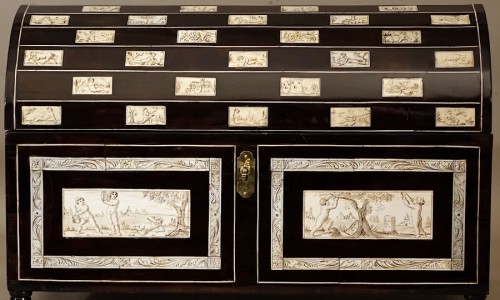 XVIIe siècle - Coffret Louis XIV en ivoire et ferréol France XVIIe siècle