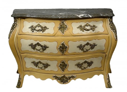 Commode en bois laqué - Suède - Époque Frédéric Ier - XVIIIe siècle