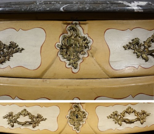 Antiquités - Commode en bois laqué - Suède - Époque Frédéric Ier - XVIIIe siècle