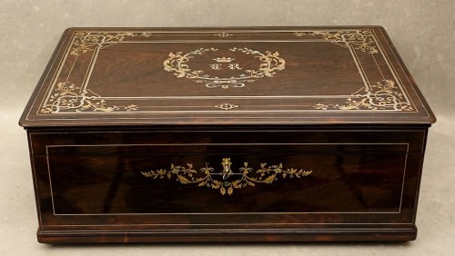 Coffret écritoire à couronne de marquis en marqueterie Boulle - XIXe siècle - Objet de décoration Style Napoléon III