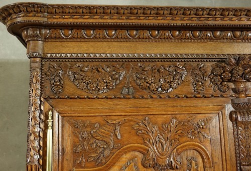 XIXe siècle - Armoire de mariage viroise de l'atelier Banvillet