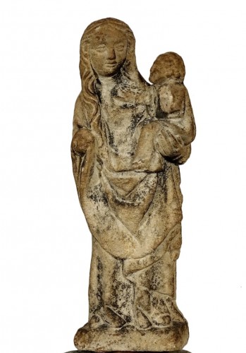 Small Virgin and Child in stone from the center of France, 15th century