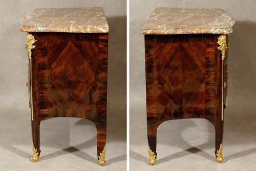 18th century - Commode &quot;d&#039;entre deux&quot; Régence