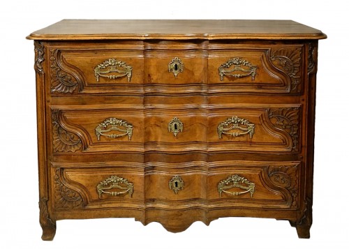Walnut crossbow chest of drawers - Lyon 18th century