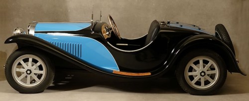 Bugatti Type 55 De la Chapelle / Voiture d'enfant à l'échelle 1/2 - 