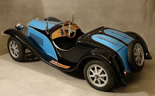  - Bugatti Type 55 De la Chapelle / Voiture d'enfant à l'échelle 1/2