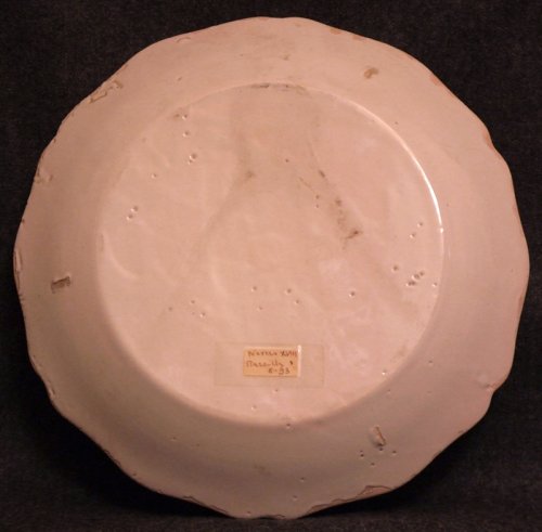 Céramiques, Porcelaines  - Assiette corporative en faïence de Nevers