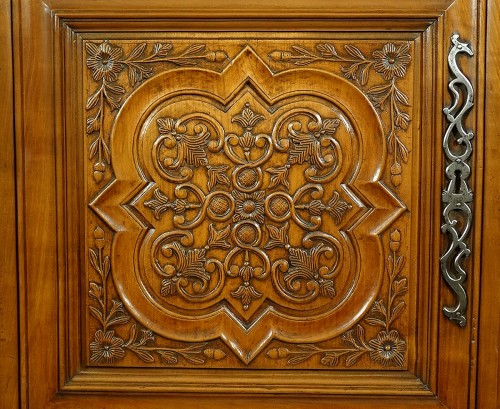 Antiquités - Armoire de mariage rennaise signée et datée 1796