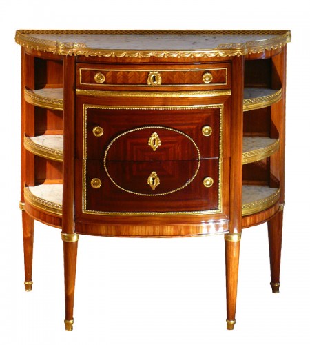 Commode demi-lune estampillée Pierre Roussel d'époque Louis XVI