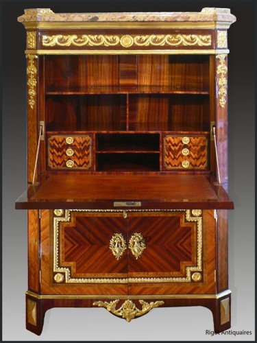 Mobilier Bureau et Secrétaire - Secrétaire estampillé de Loose d'époque Louis XVI