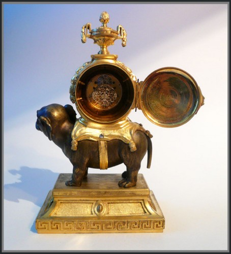 Pendule à l'éléphant d'époque Louis XVI - Louis XVI