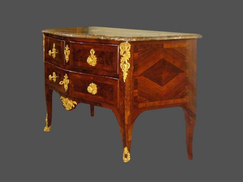 18th century chest of drawers - Furniture Style Louis XV