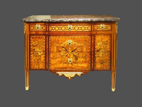 Louis XVI period chest of drawers
