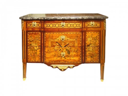 Louis XVI period chest of drawers