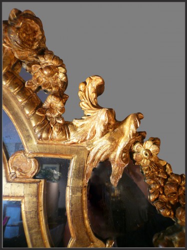 Miroir en bois sculpté et doré d'époque fin Louis XIV - début Régence - Antiquités Rigot et Fils