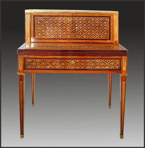 Bonheur du jour estampillé L. BOUDIN d'époque Louis XVI - Mobilier Style Louis XVI