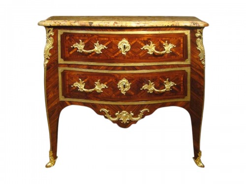 Commode marquetée d'époque XVIIIe siècle estampillée J.F. Leleu