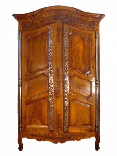 Provence armoire late 18th early 19h centuury