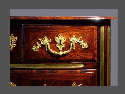 Commode marquetée d'époque Régence - Mobilier Style Régence