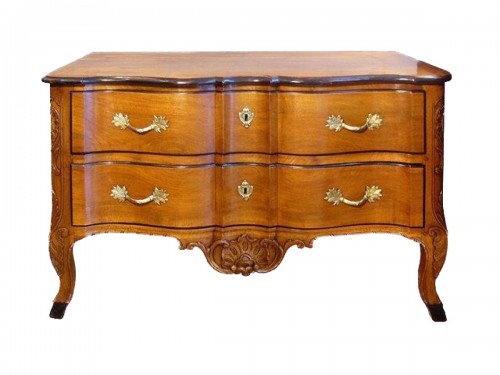 Commode grenobloise d'époque XVIIIe siècle